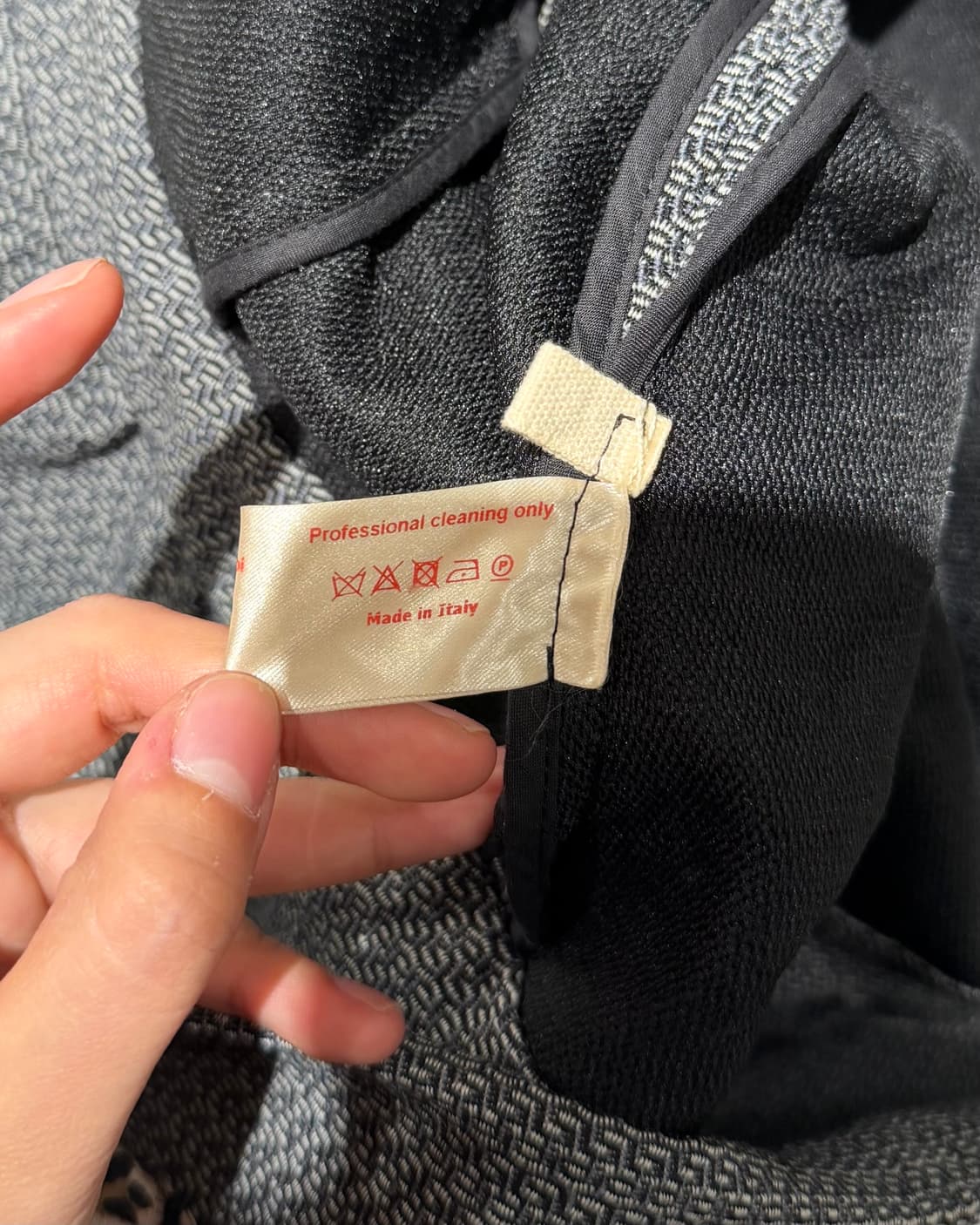 마르니 그레이 버진울 스트럭처 하이넥 테일러드 자켓 상품이미지10