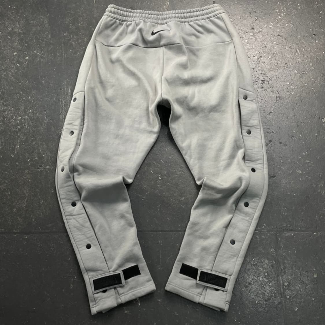 100 나이키 X 피어 오브 갓 웜업 팬츠  상품이미지1