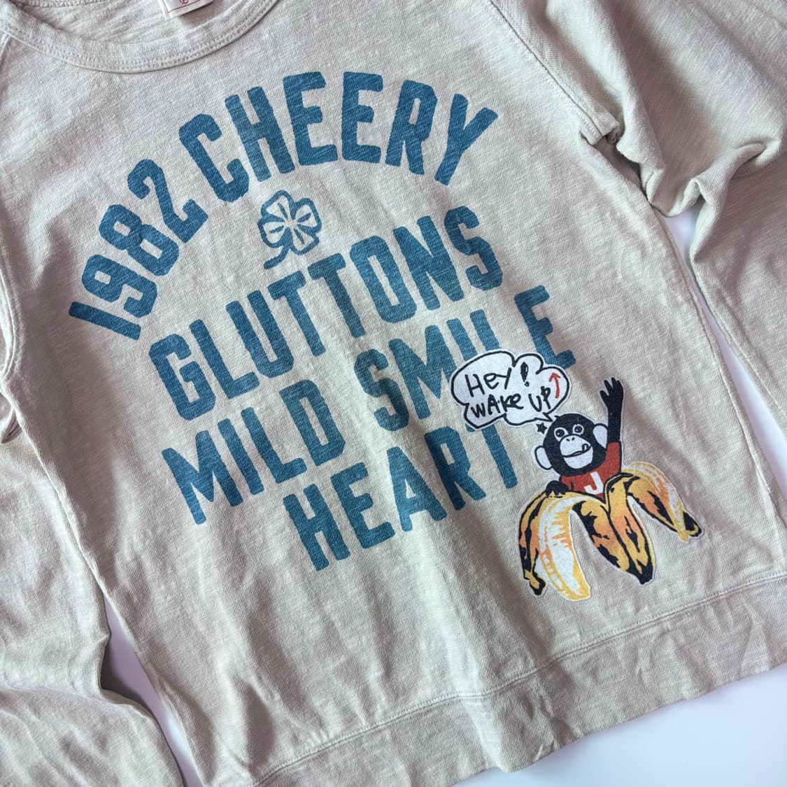 글러튼즈(Gluttons) 제니퍼 몽키 빈티지 래글런 티셔츠 상품이미지2