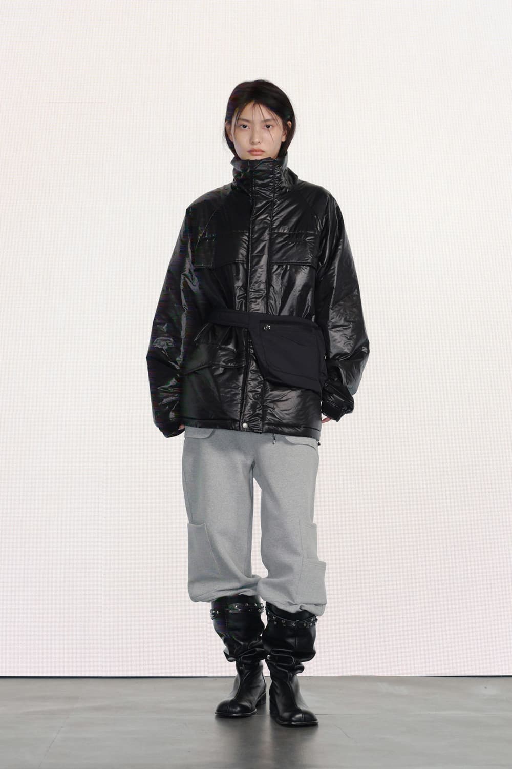 Cerric 세릭 REVERSIBLE PADDED HALF JACKET 상품이미지2