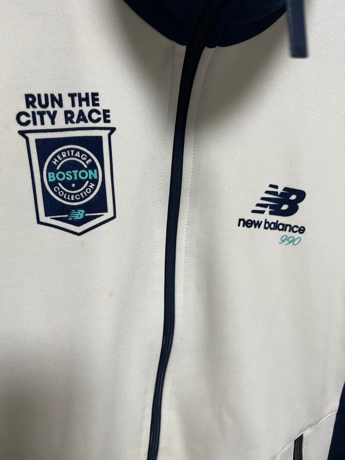 뉴발란스 990 트랙 자켓 아이보리/네이비 상품이미지2