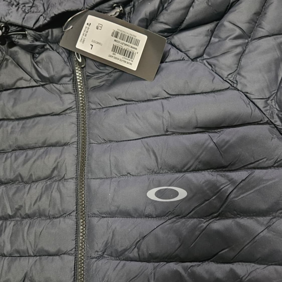 오클리 경량패딩 L 미개봉 새상품 상품이미지3