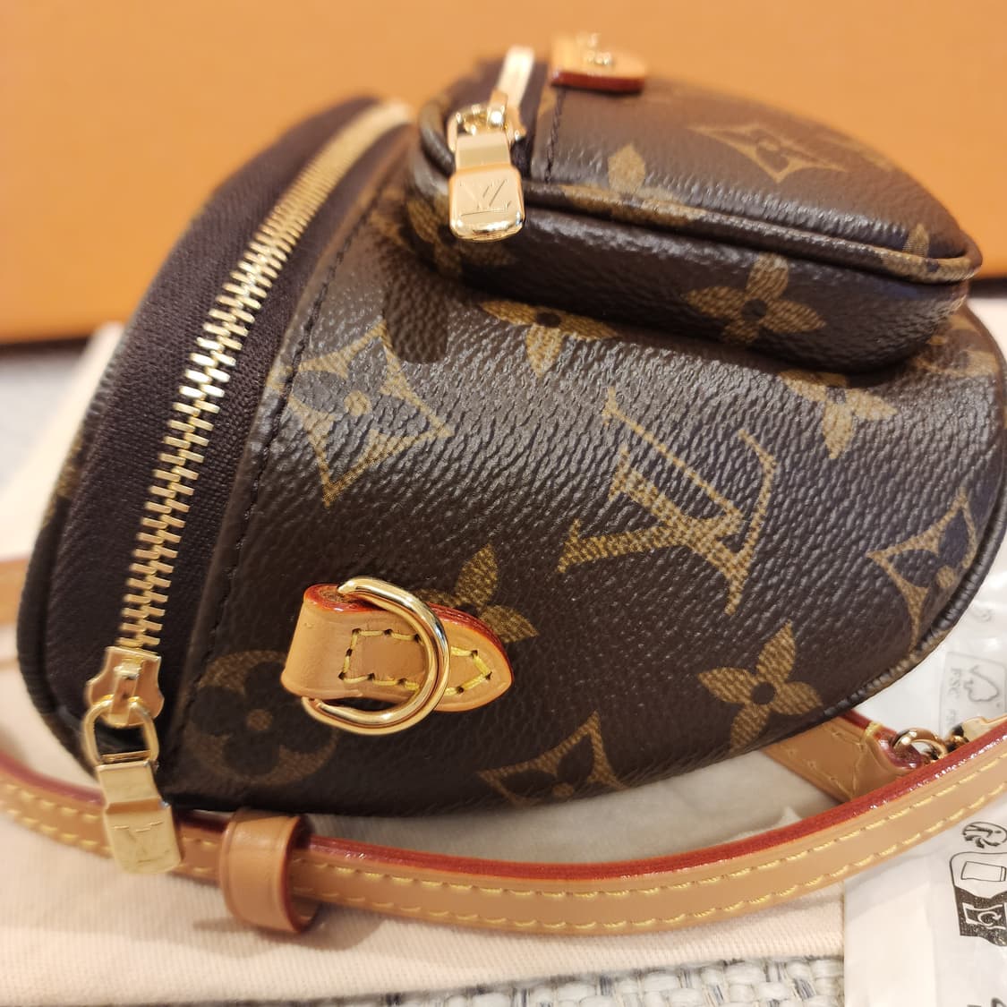 미사용품 루이비통 모노그램 미니 범백 M82335 상품이미지3