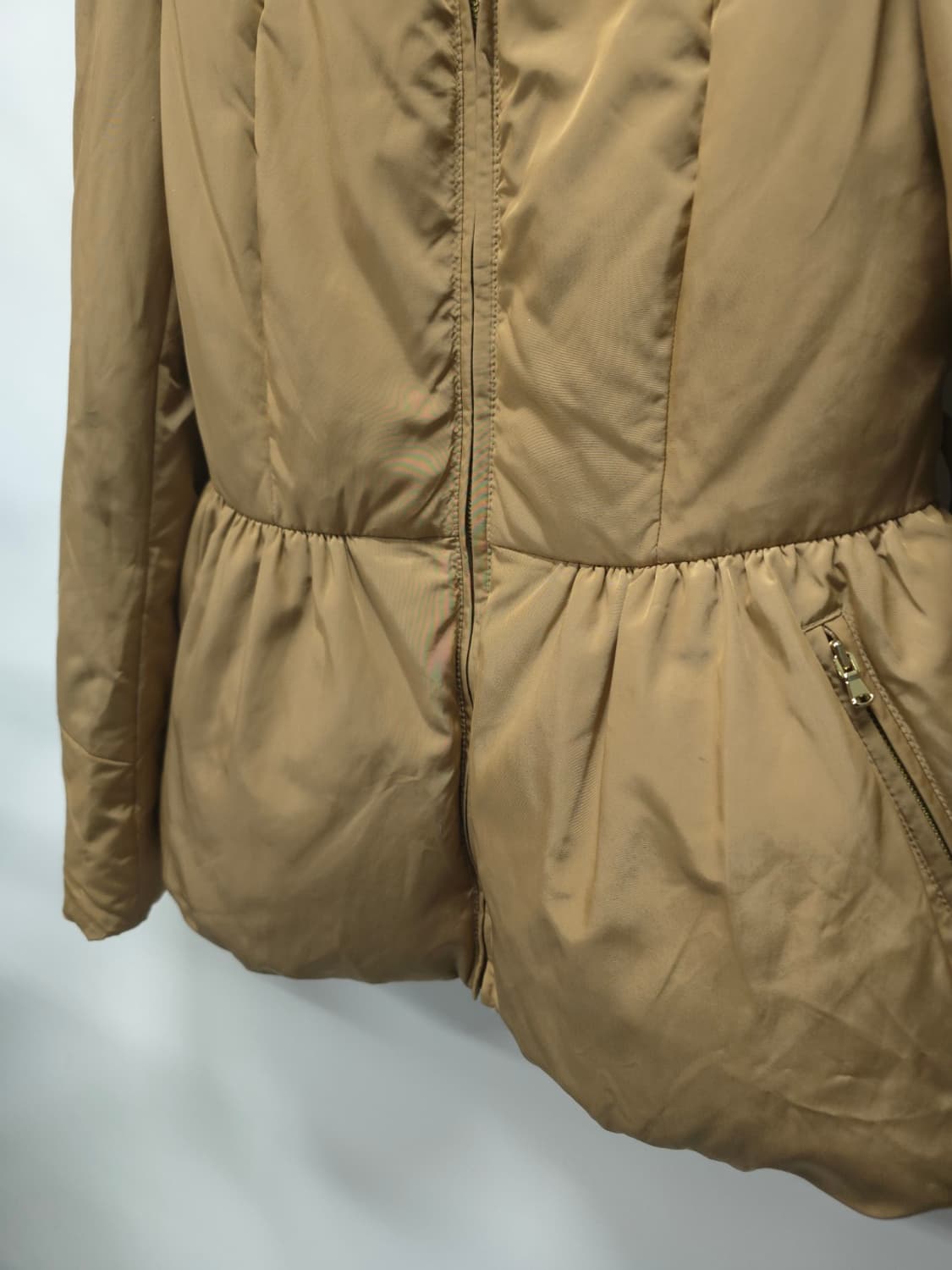 에고이스트 여성 셔링포인트 오리털 숏패딩 상품이미지6