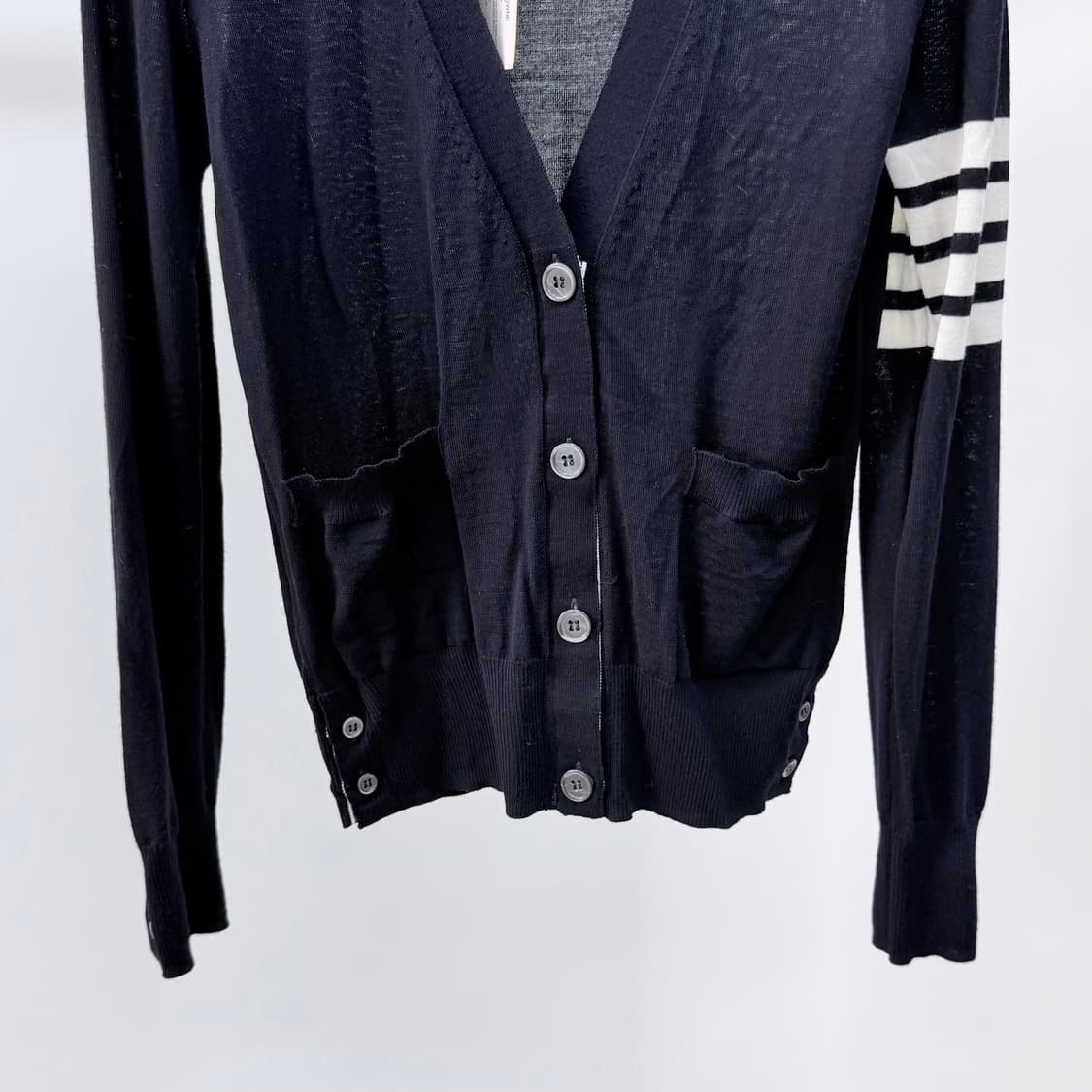 [미사용/36] 톰브라운 사선완장 메리노 울 여성 가디건 상품이미지4