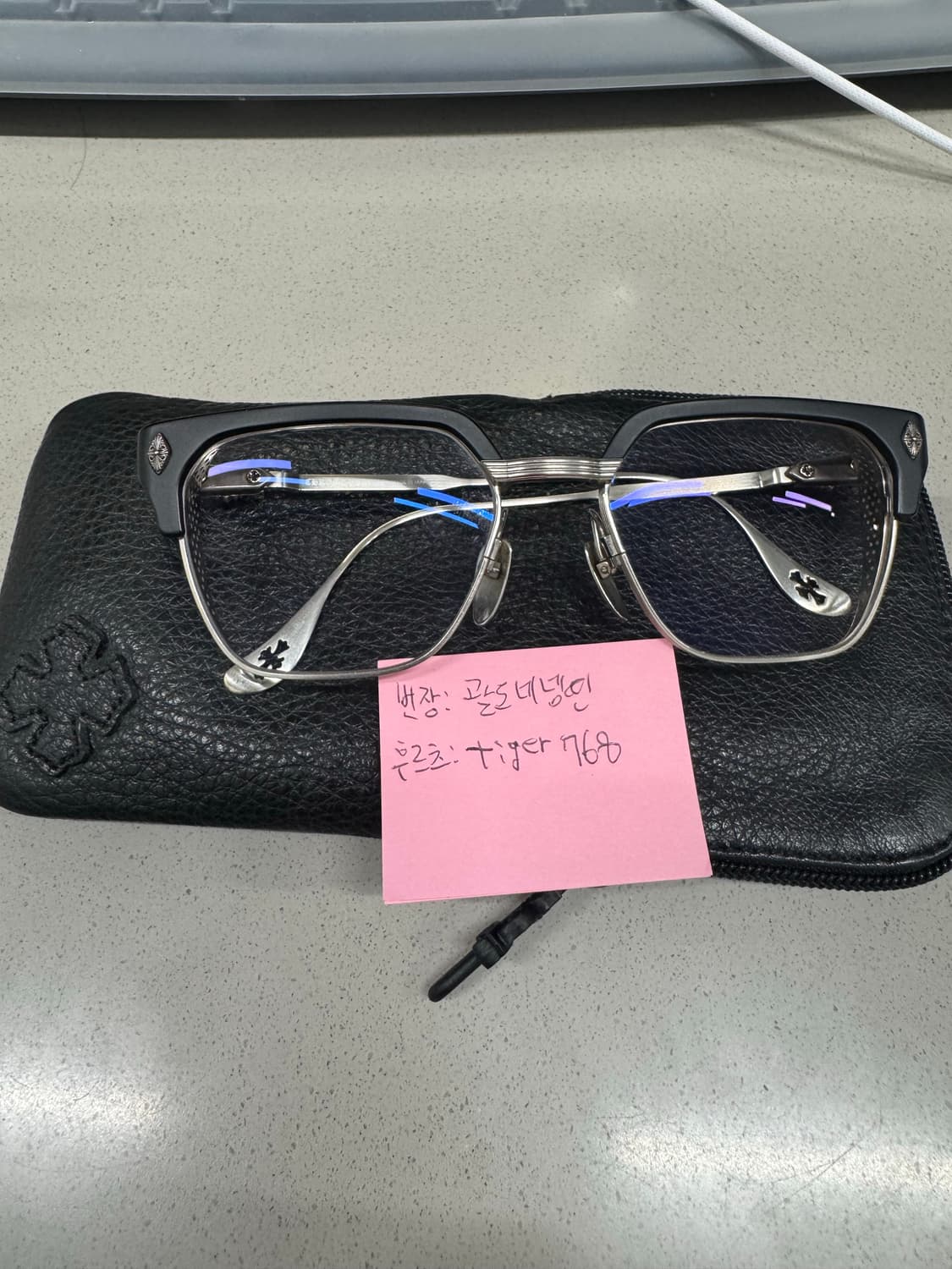 크롬하츠 르그마 검정/실버 꿀매 상품이미지1