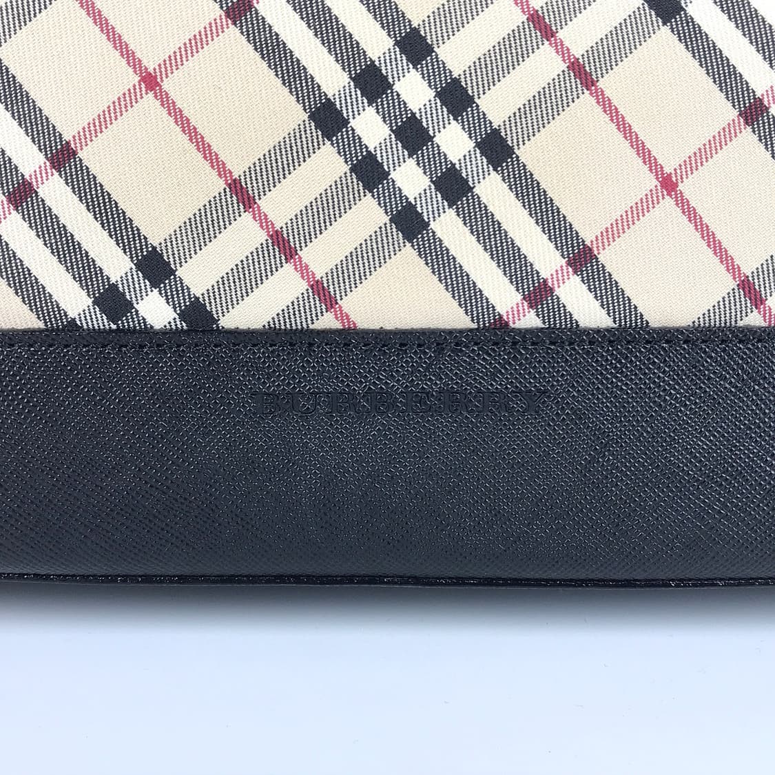버버리 Burberry 체크 숄더백 여성 가방 상품이미지3