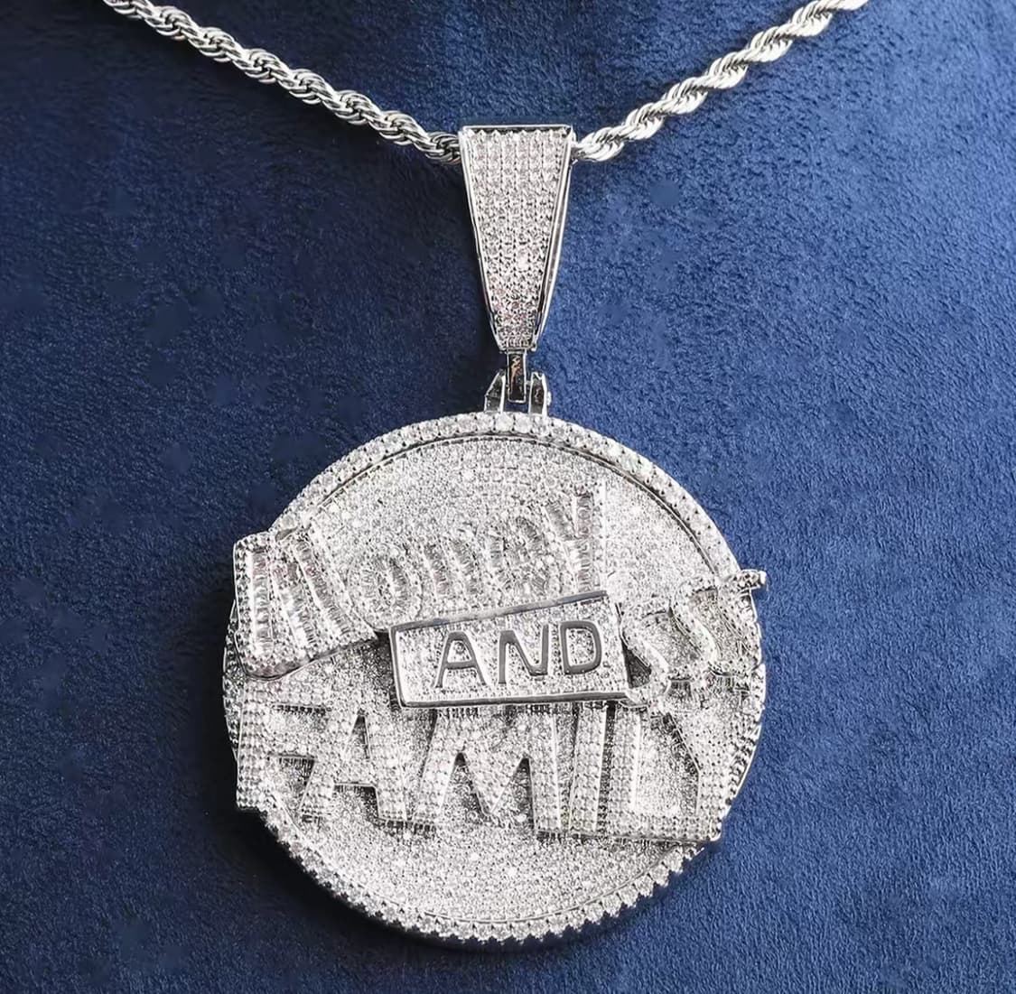Money & Family Pendant 상품이미지1