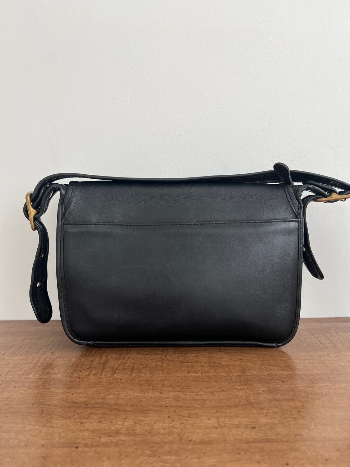 올드 코치 블랙 레더 크로스백 9951 상품이미지8