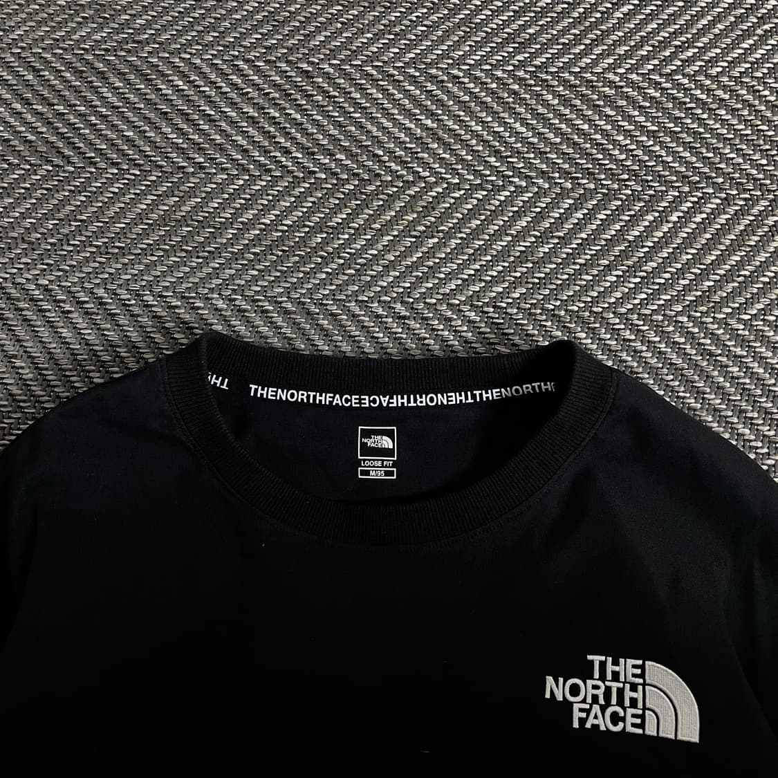 노스페이스 신형 배색 박시핏 맨투맨y 3044 상품이미지5