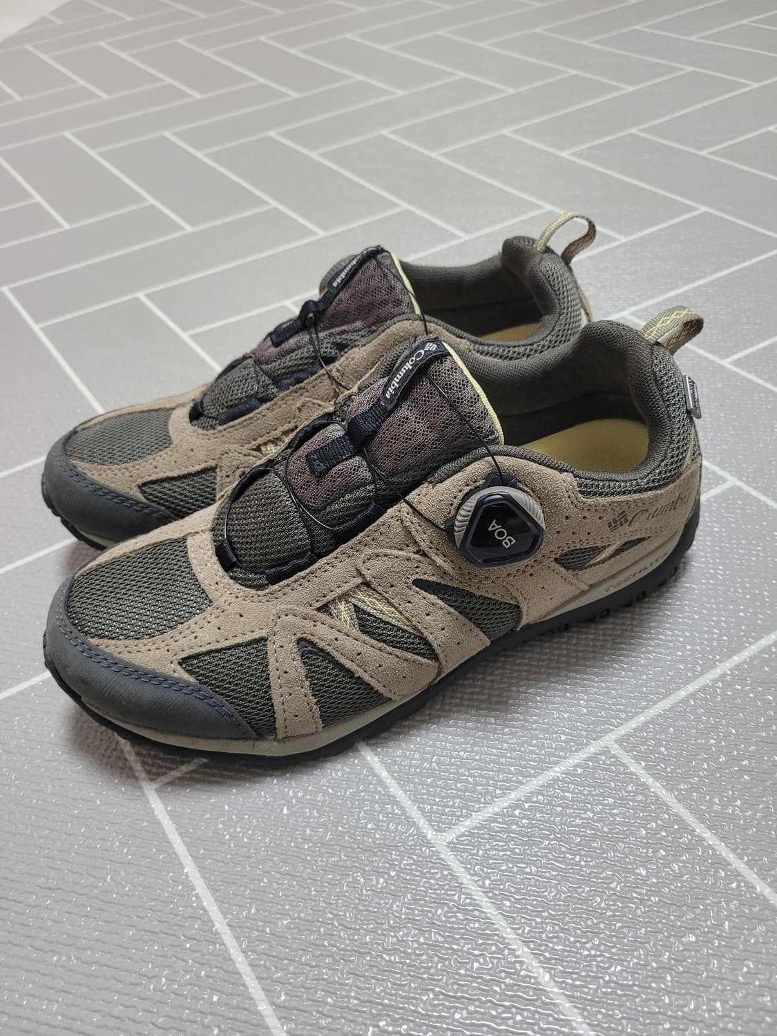 컬럼비아 그랜드 캐년 아웃드라이 보아 트레킹화 250 상품이미지3