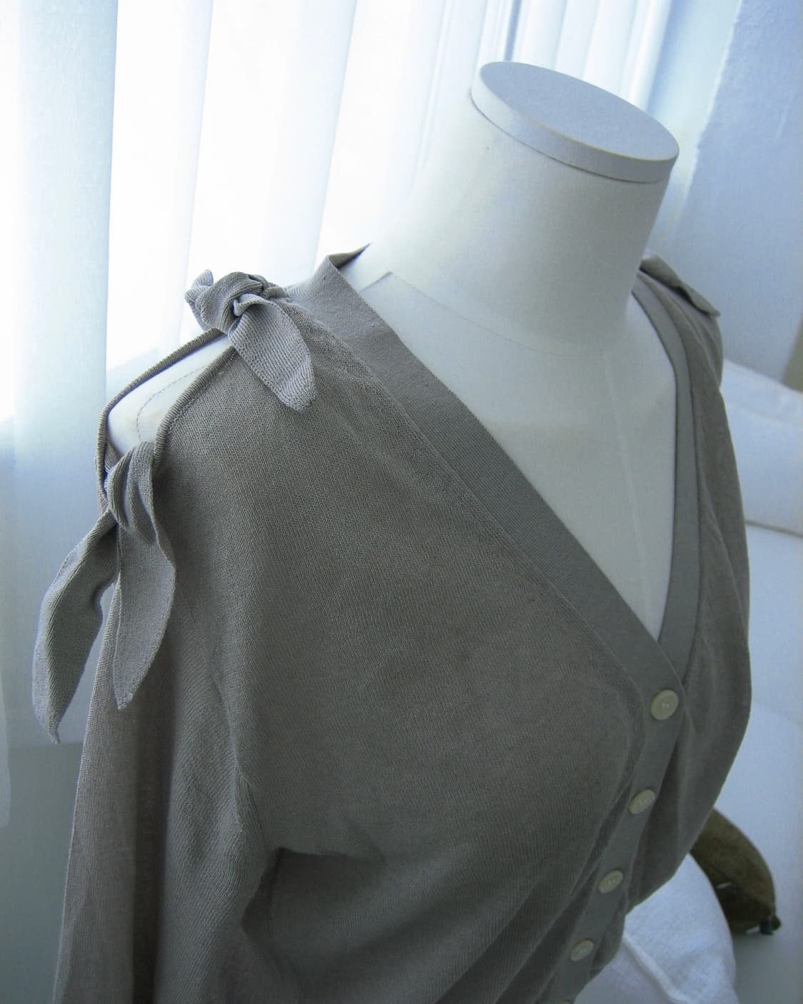 [GU X UNDERCOVER] Ribbon Cardigan 상품이미지2