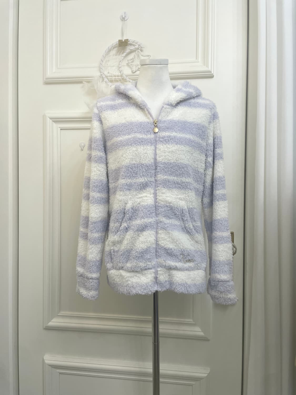 ivory blueberry stripe fur hoodie-zip 상품이미지1