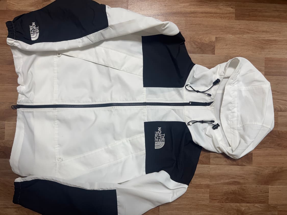 노스페이스 바람막이 상품이미지2
