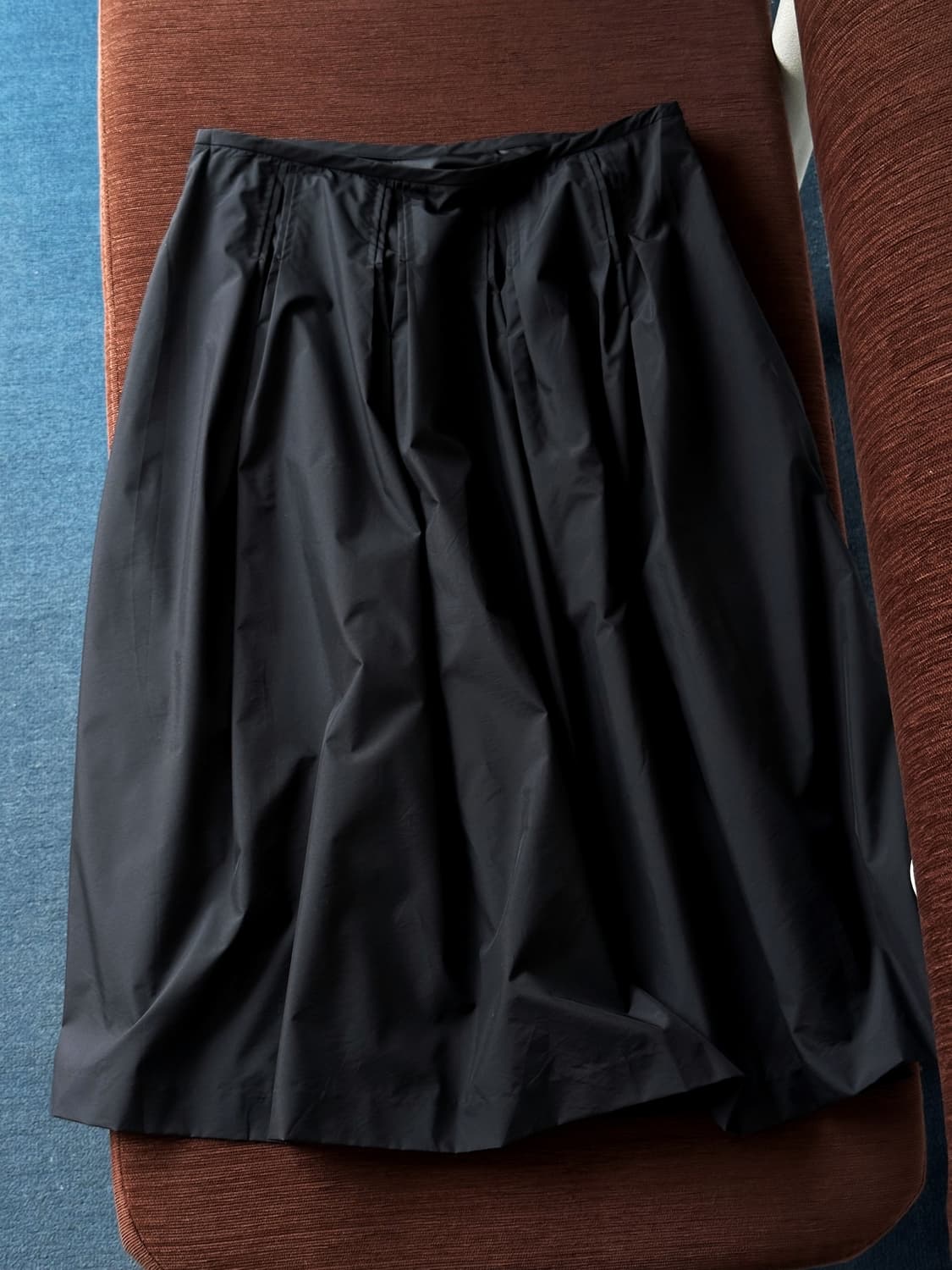 Washed fabric design tuck pleated  skirt 상품이미지6