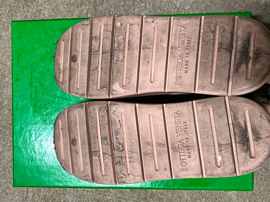 보테가베네타 러버 퍼들 샌들 36 상품이미지5