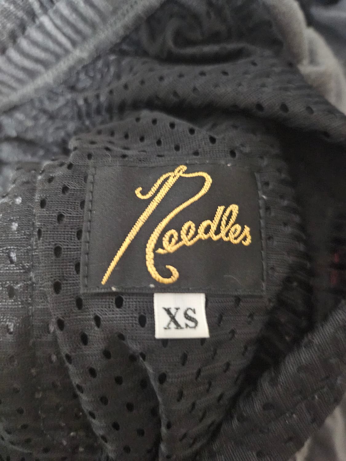 니들스 벨루어 트랙팬츠 차콜 상품이미지3