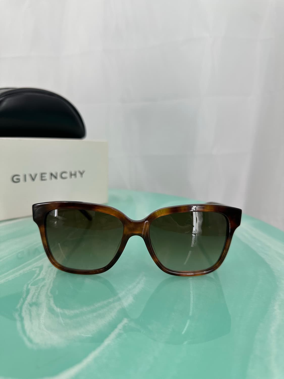 [새상품 무료배송] 지방시 Made in Italy 선글라스 상품이미지4