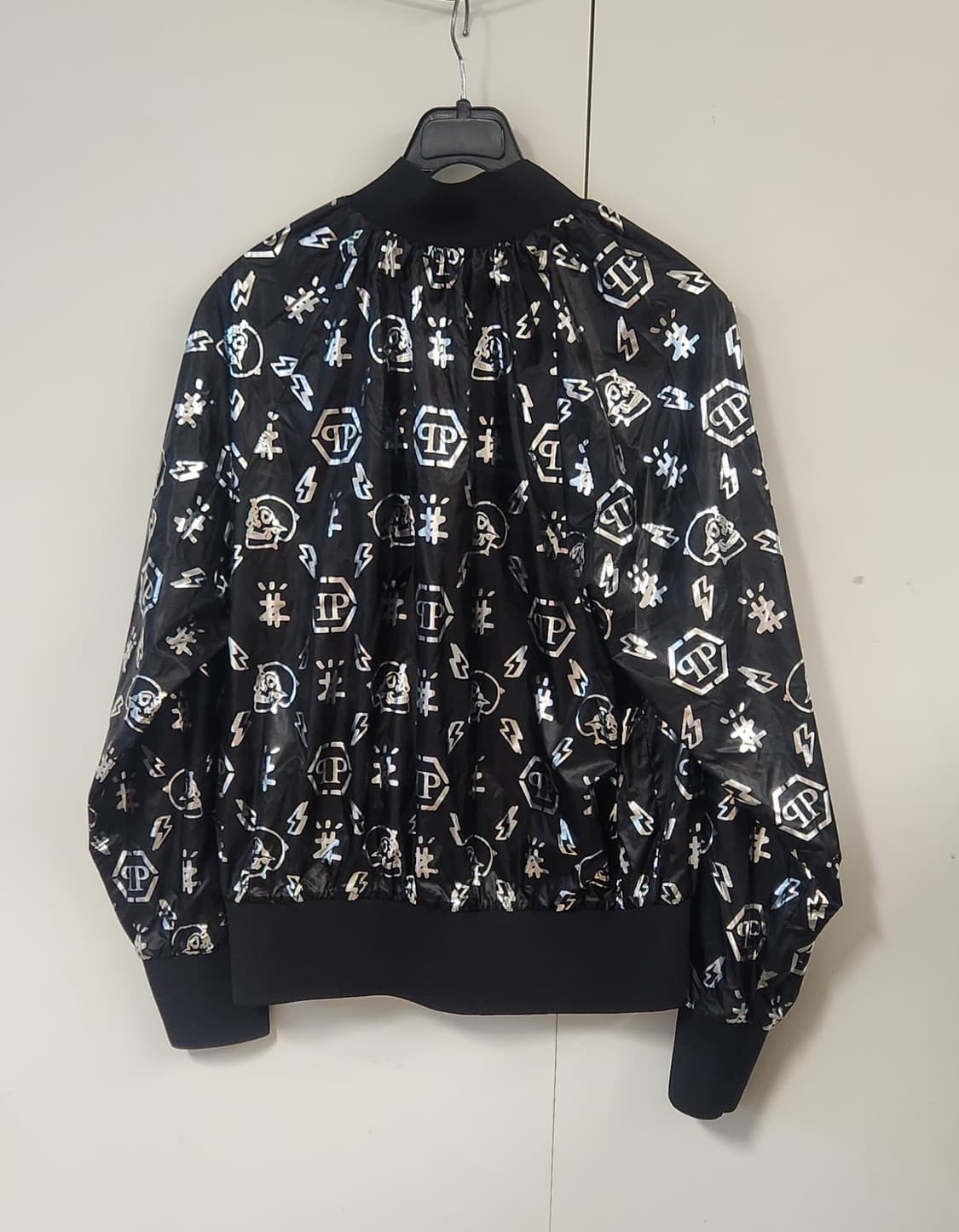 필립플레인 골프 스컬 패턴 바람막이 M (85) 23SS 상품이미지2