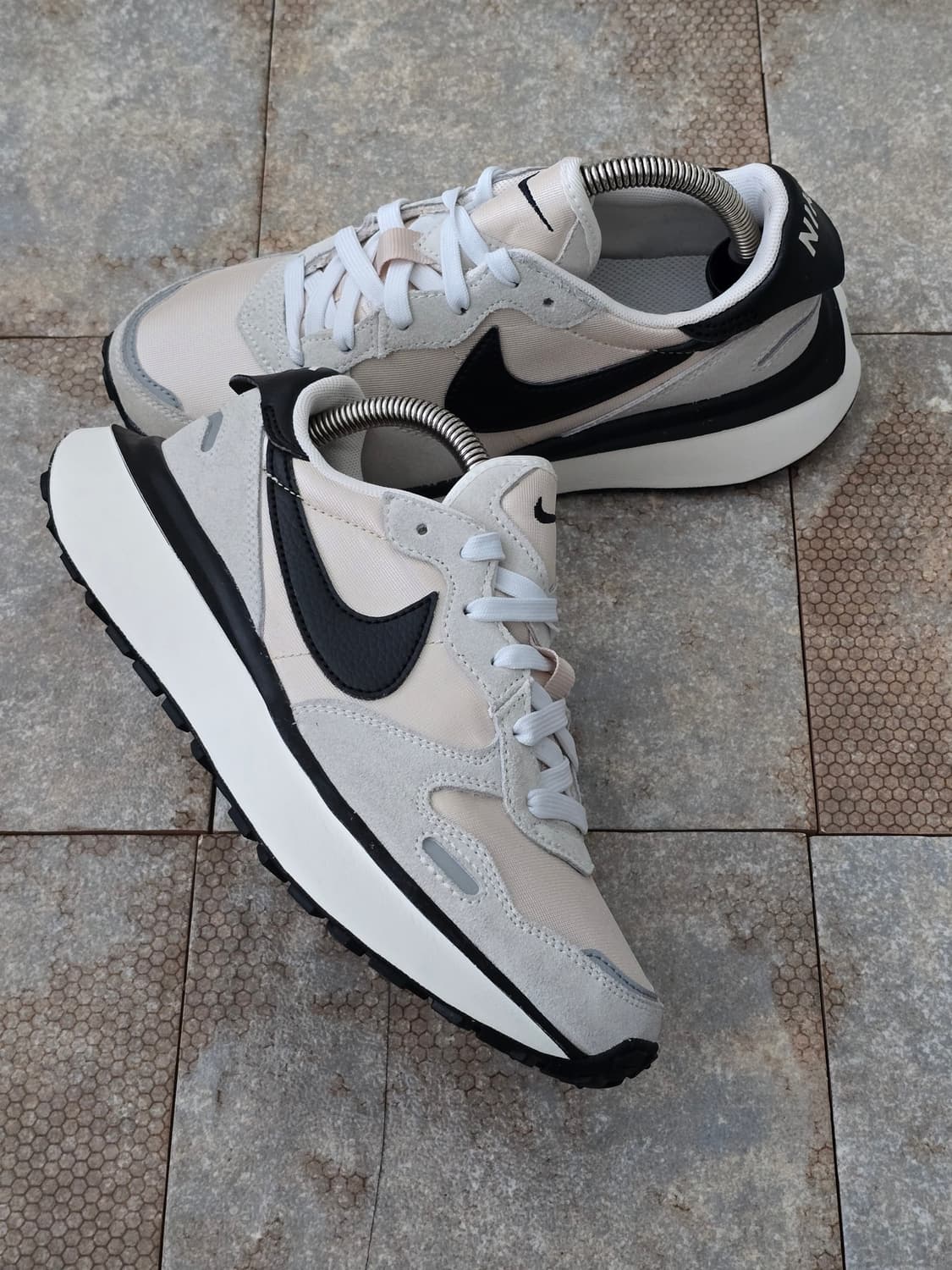 (230)나이키 피닉스 와플 흰검 상품이미지6