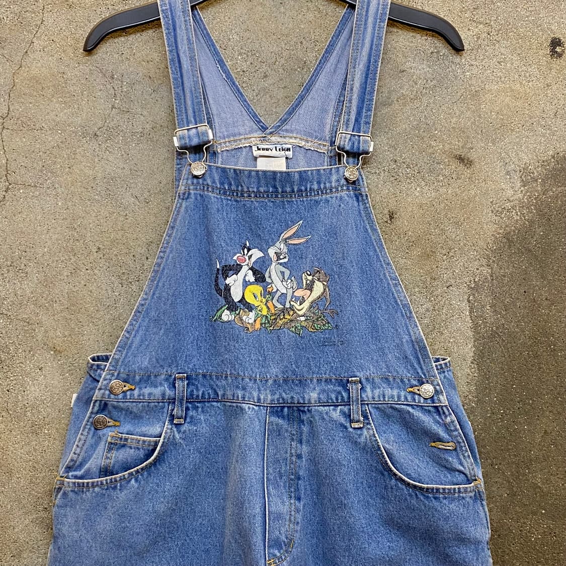 90s Made in USA 빈티지 루니툰 데님 오버롤 반바지 상품이미지2
