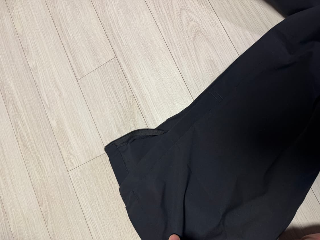 유니클로 x jw앤더슨 트랙팬츠 상품이미지4