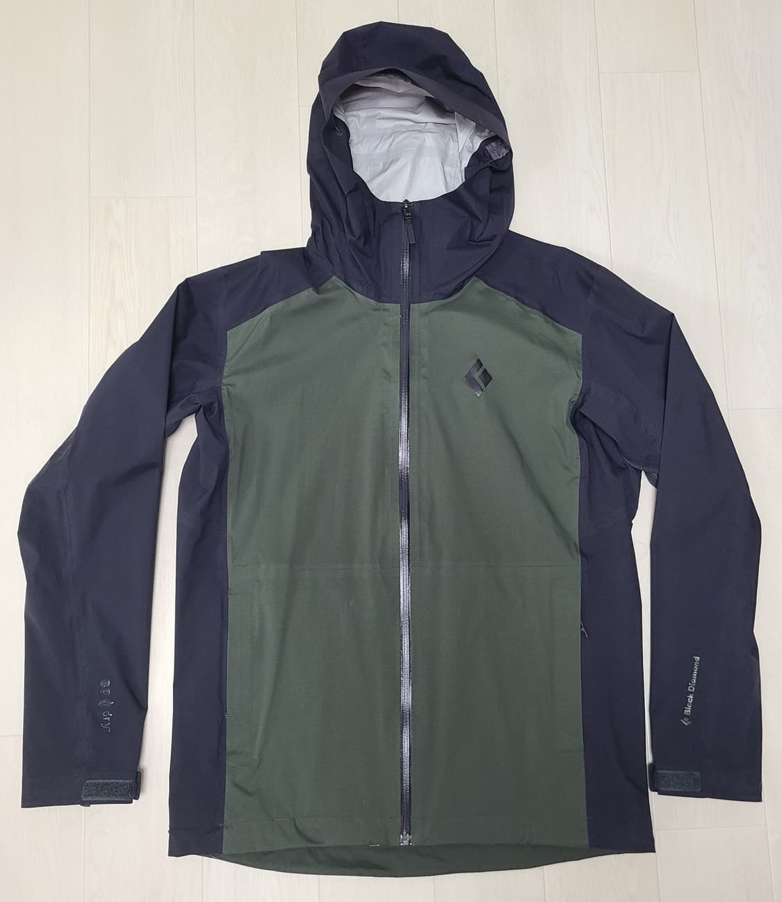 블랙다이아몬드 스톰라인 하드쉘 상품이미지1