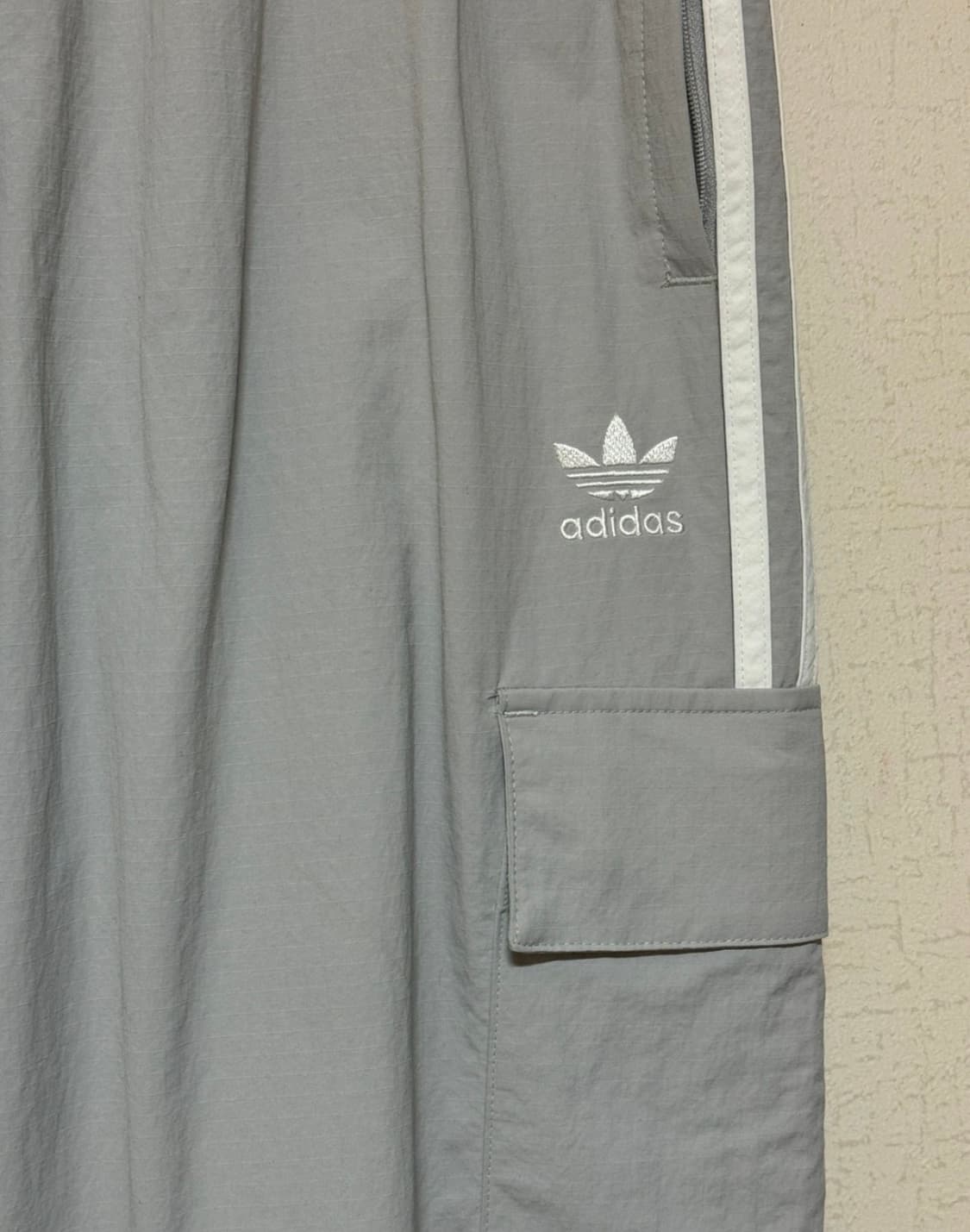 아디다스 카고 와이드 나일론 팬츠 L 상품이미지4