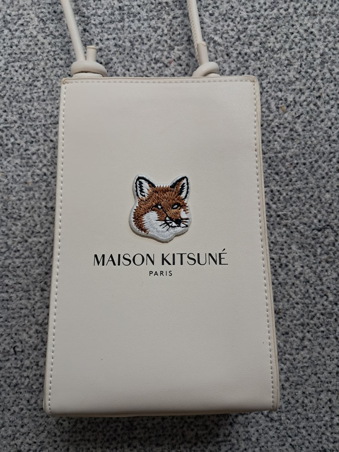메종키츠네 폭스 페이스 카드홀더 겸 폰 케이스 상품이미지2