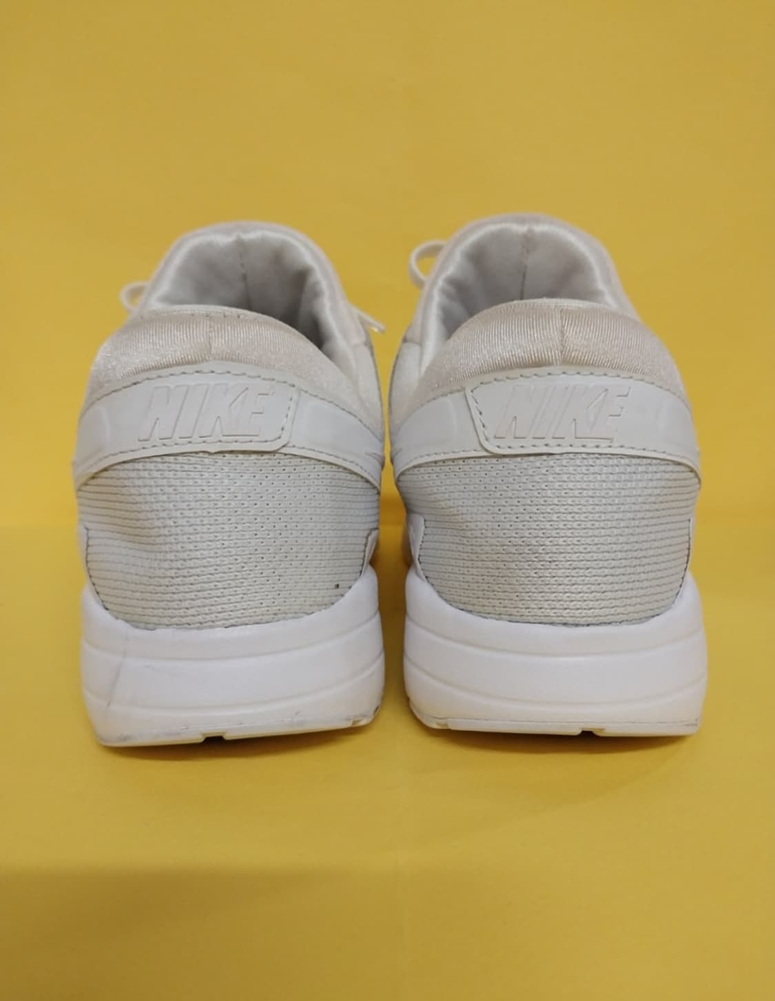 남성 나이키 에어맥스 제로 에센셜 트리플화이트 런닝화,운동화 (265) 상품이미지5