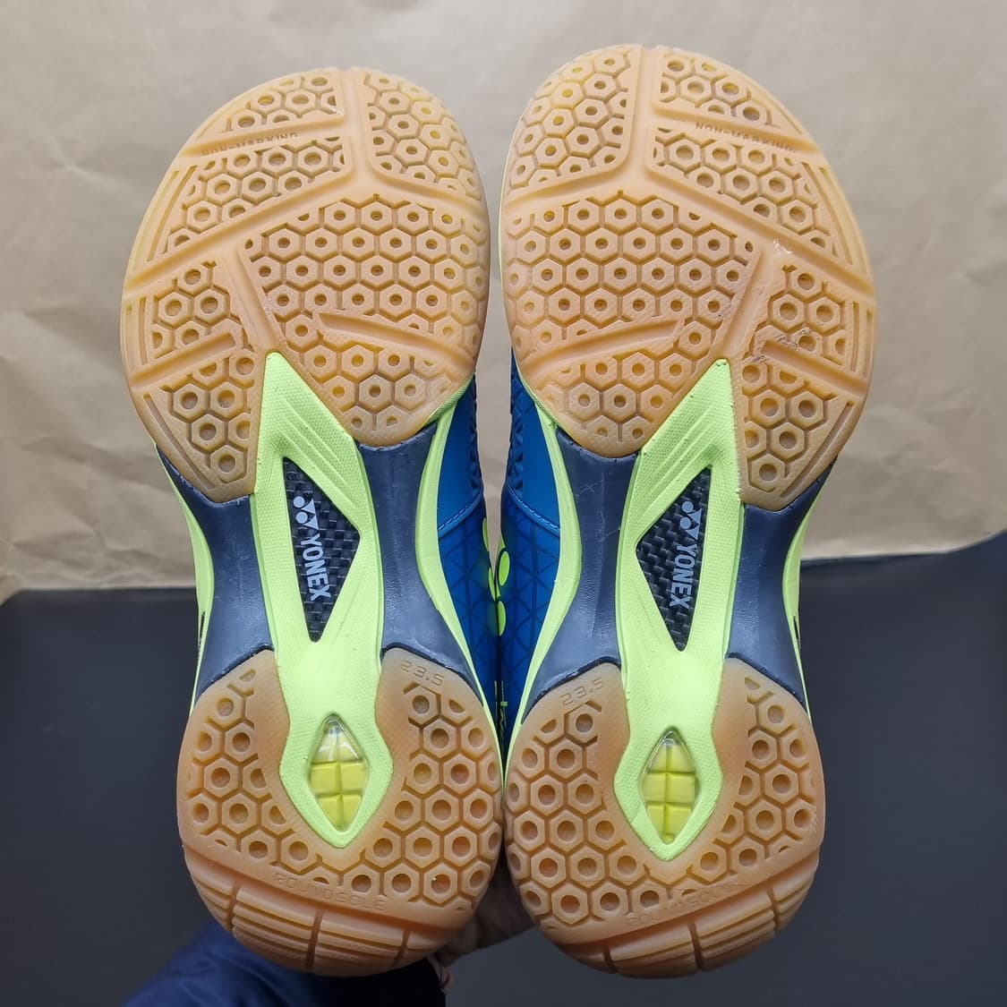 요넥스 파워쿠션 배드민턴화235 상품이미지3