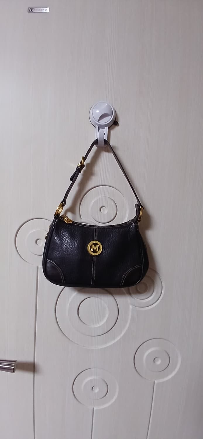 메트로시티 블랙 가죽 미니 숄더백  상품이미지1