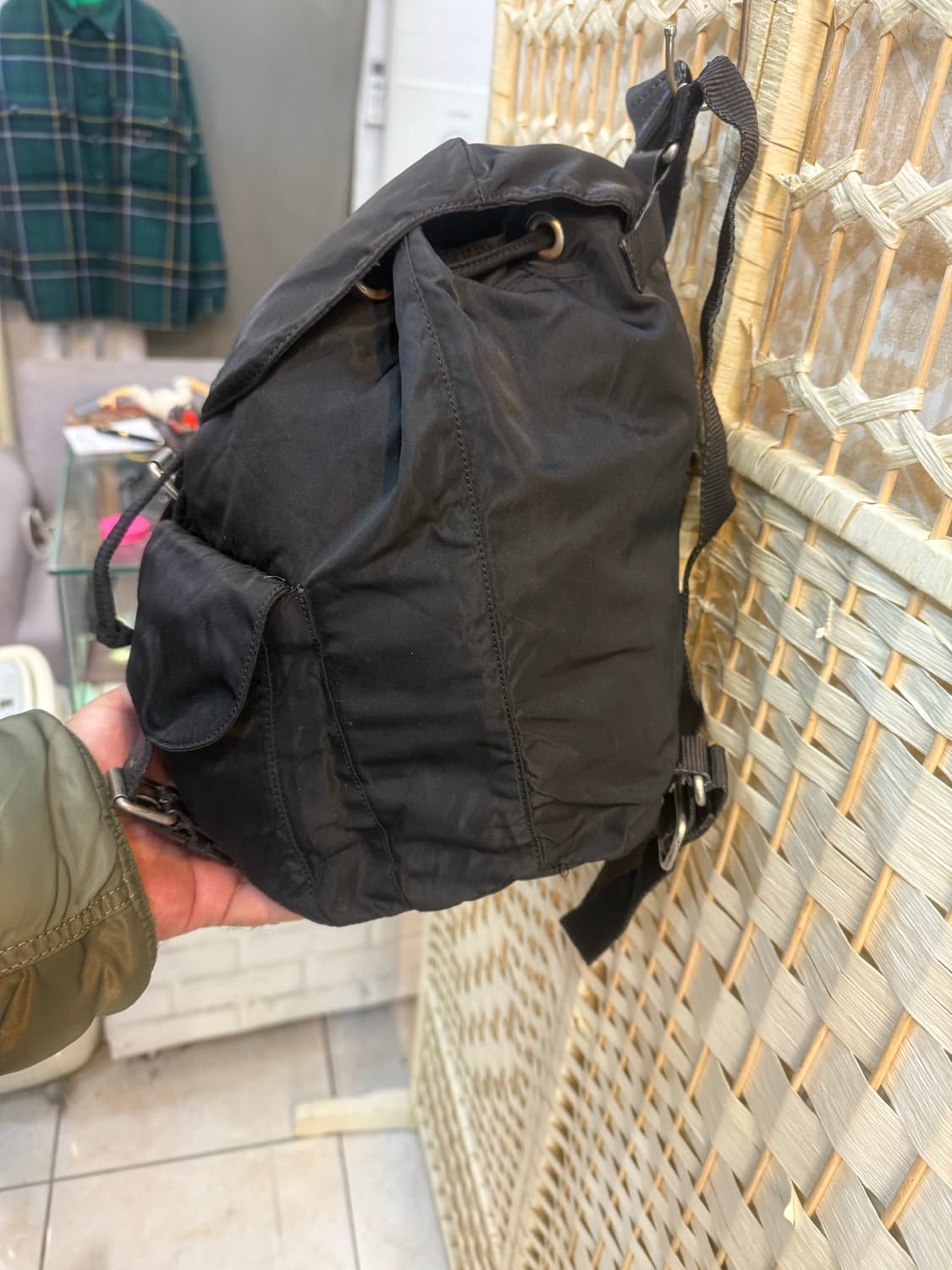 정품 프라다 나일론 백팩 팝니다 상품이미지3