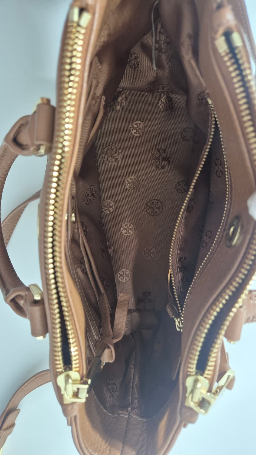 토리버치 아만다 카멜 더블 집 토트백 상품이미지9