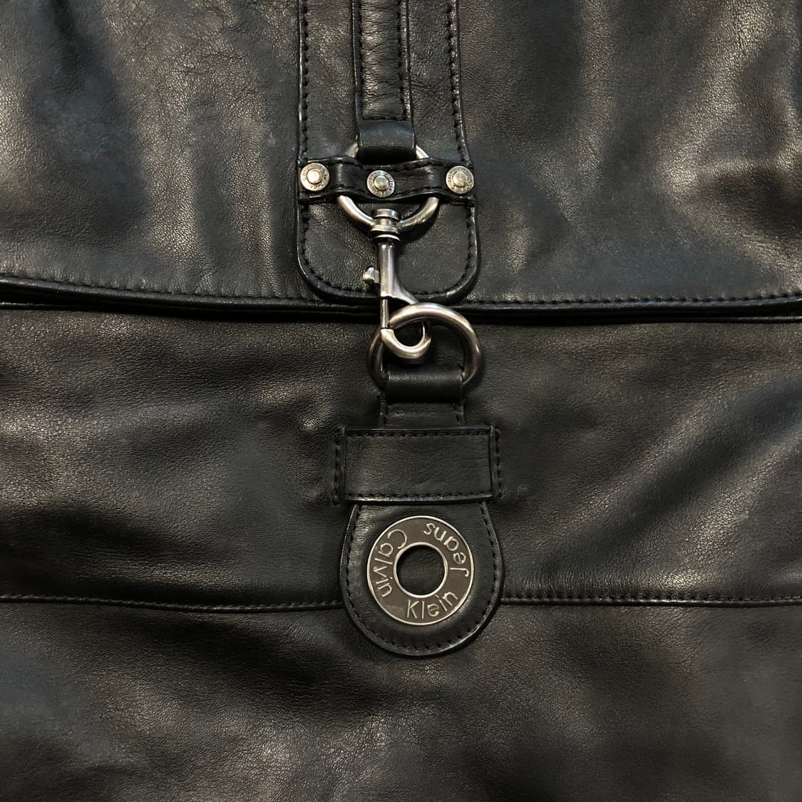 2000s 캘빈클라인 레더백 상품이미지3