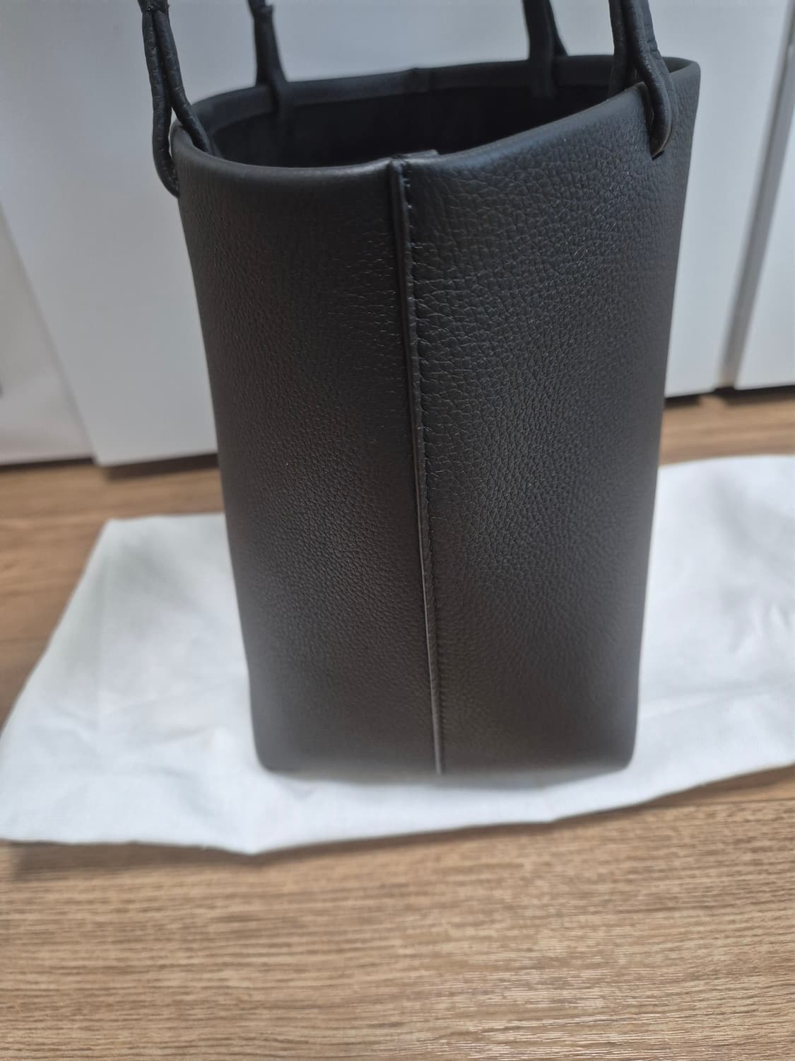 더로우 파크 숄더 블랙 판매 (새상품) 250만 -최종 에눌 상품이미지7