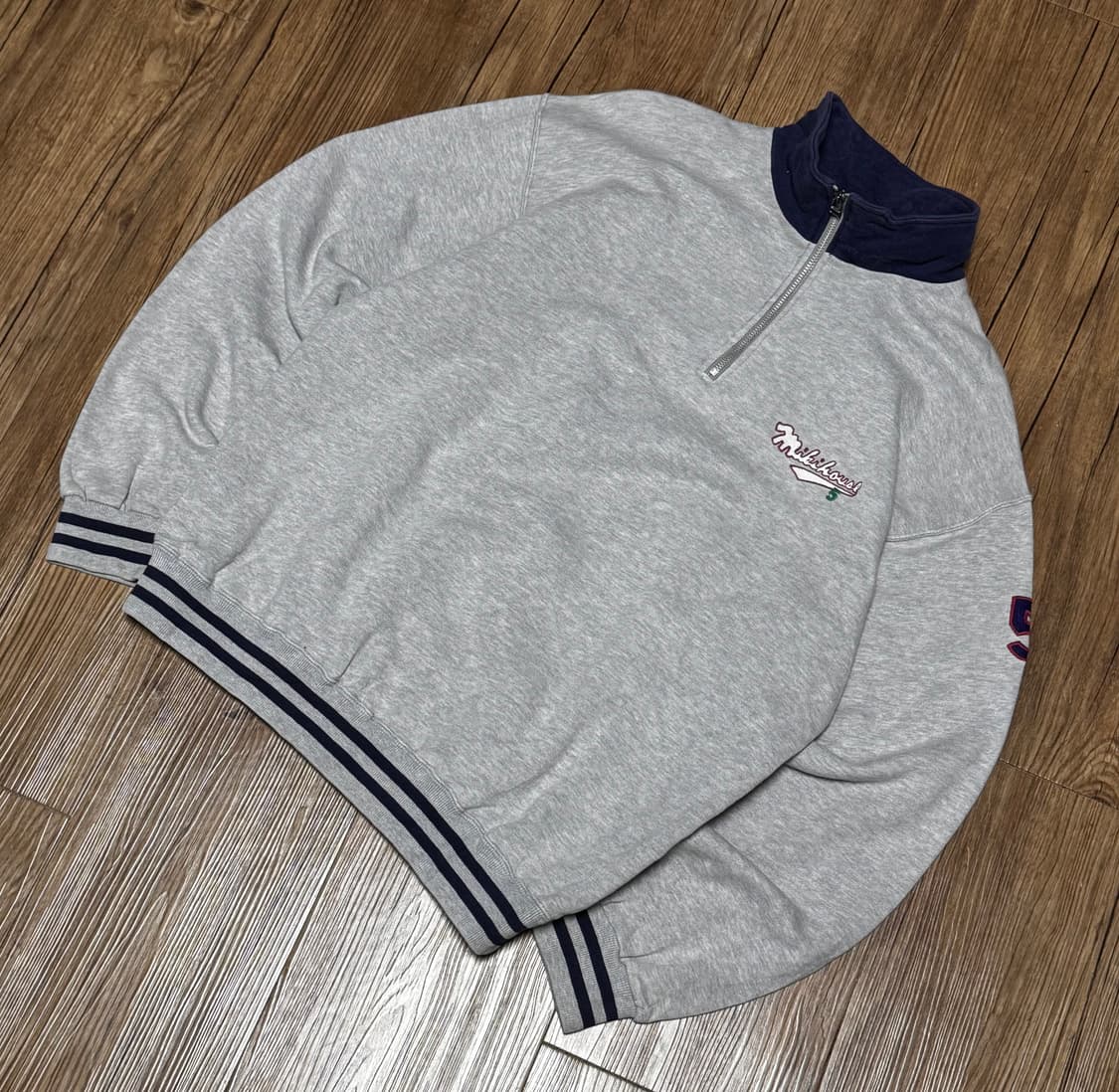 미키하우스 90s 빈티지 자수 반집업 맨투맨 상품이미지1