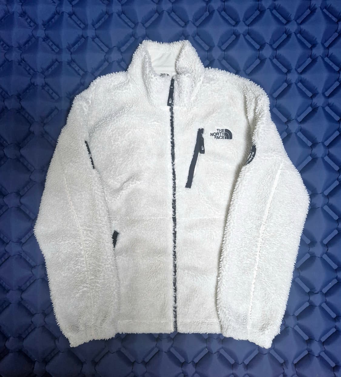 노스페이스 화이트후리스 105(XL) 상품이미지1