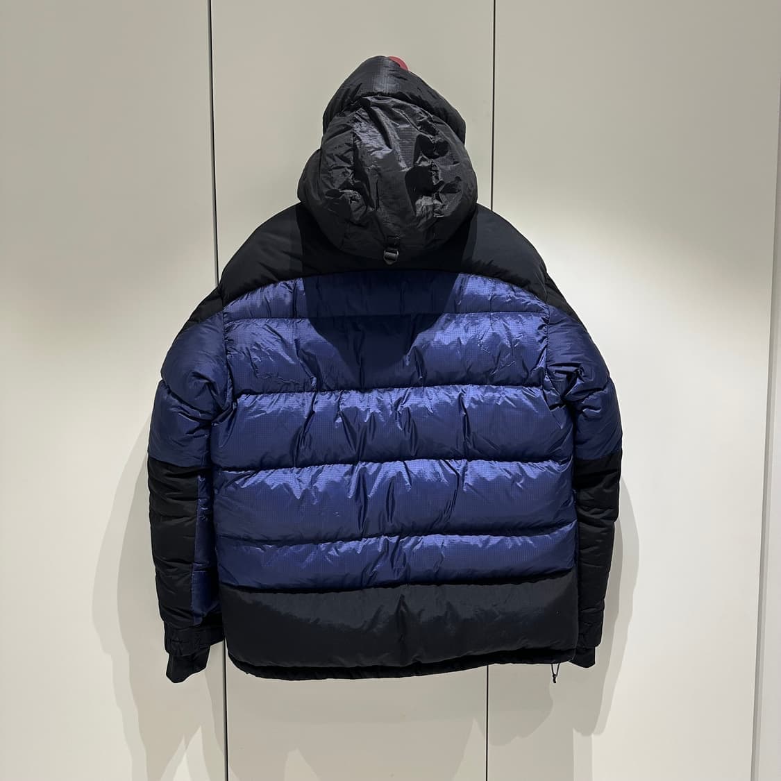 마운틴하드웨어 콘듀잇패딩 상품이미지4