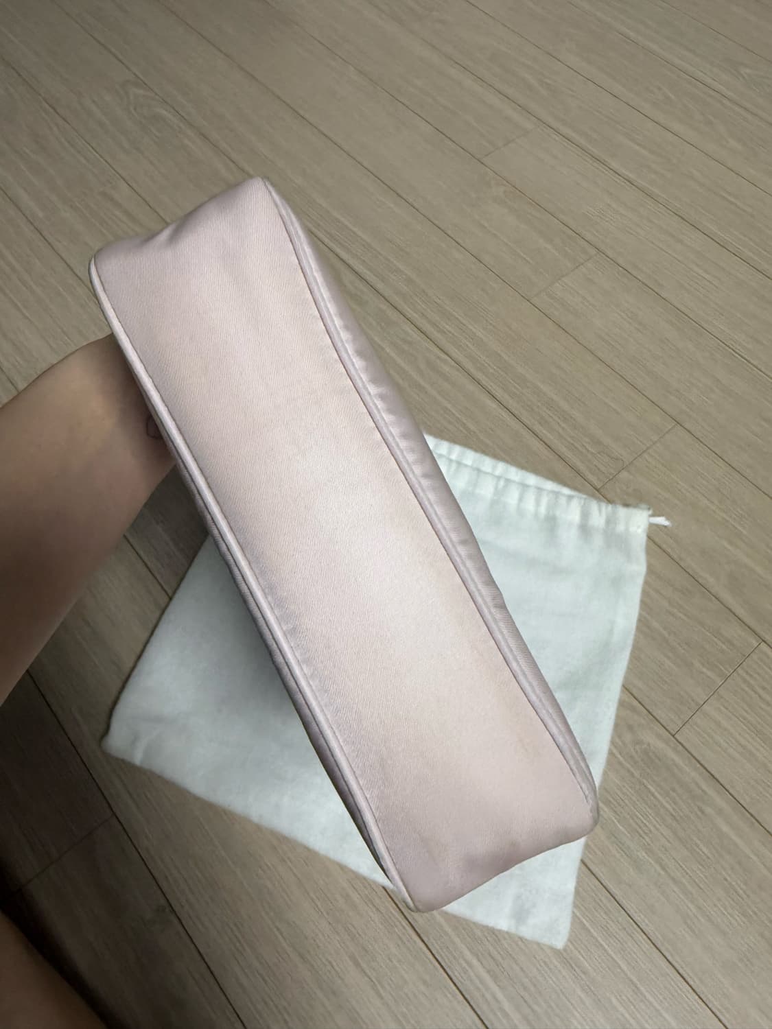 프라다 리나일론 호보백 앨러배스터핑크 상품이미지9