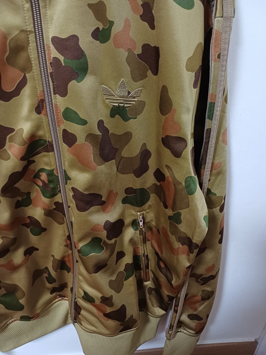 아디다스 파이어버드 카모 트랙탑 져지 상품이미지4