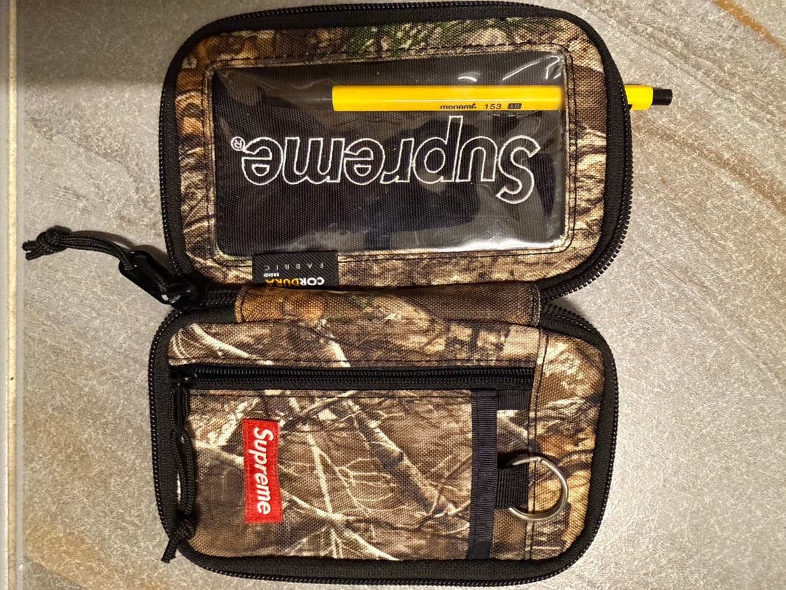 슈프림 파우치 / 여권 지갑 활용 상품이미지1