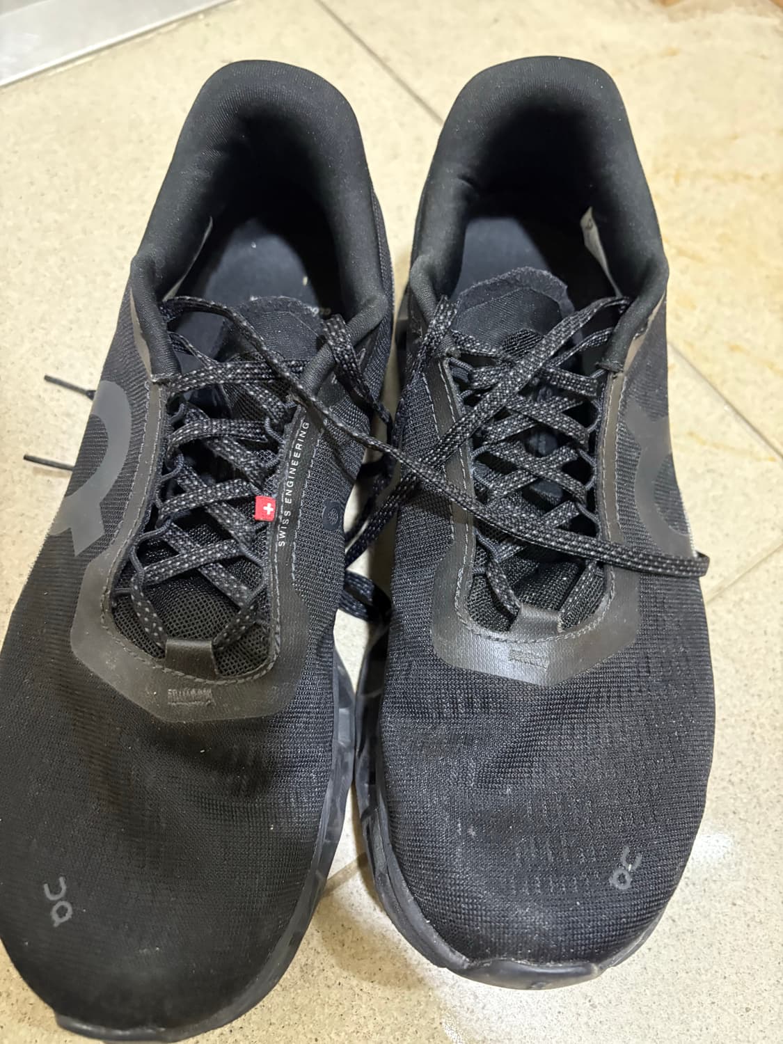 온러닝 클라우드몬스터2 265 상품이미지1