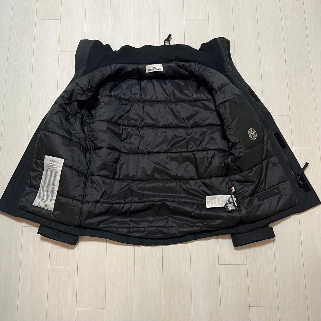 스톤아일랜드 마이크로랩스 프리마로프트 패딩 S 상품이미지4