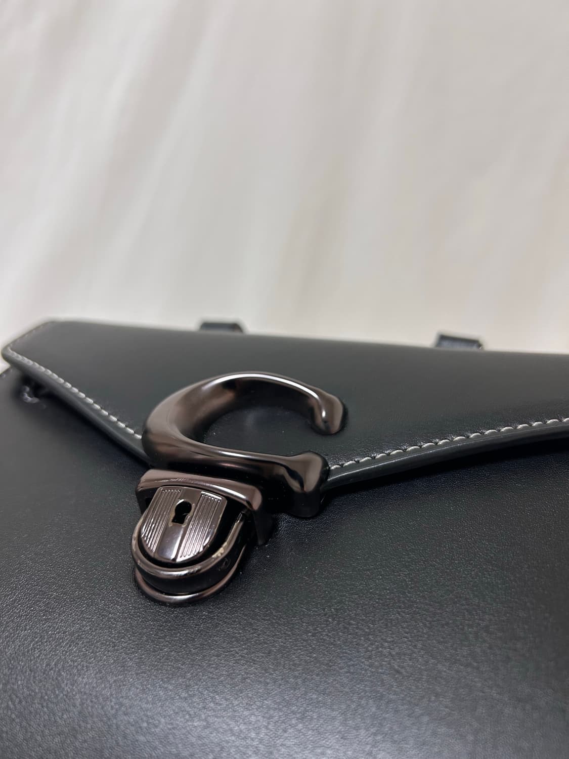 코치 블랙 가죽 토트백 상품이미지8