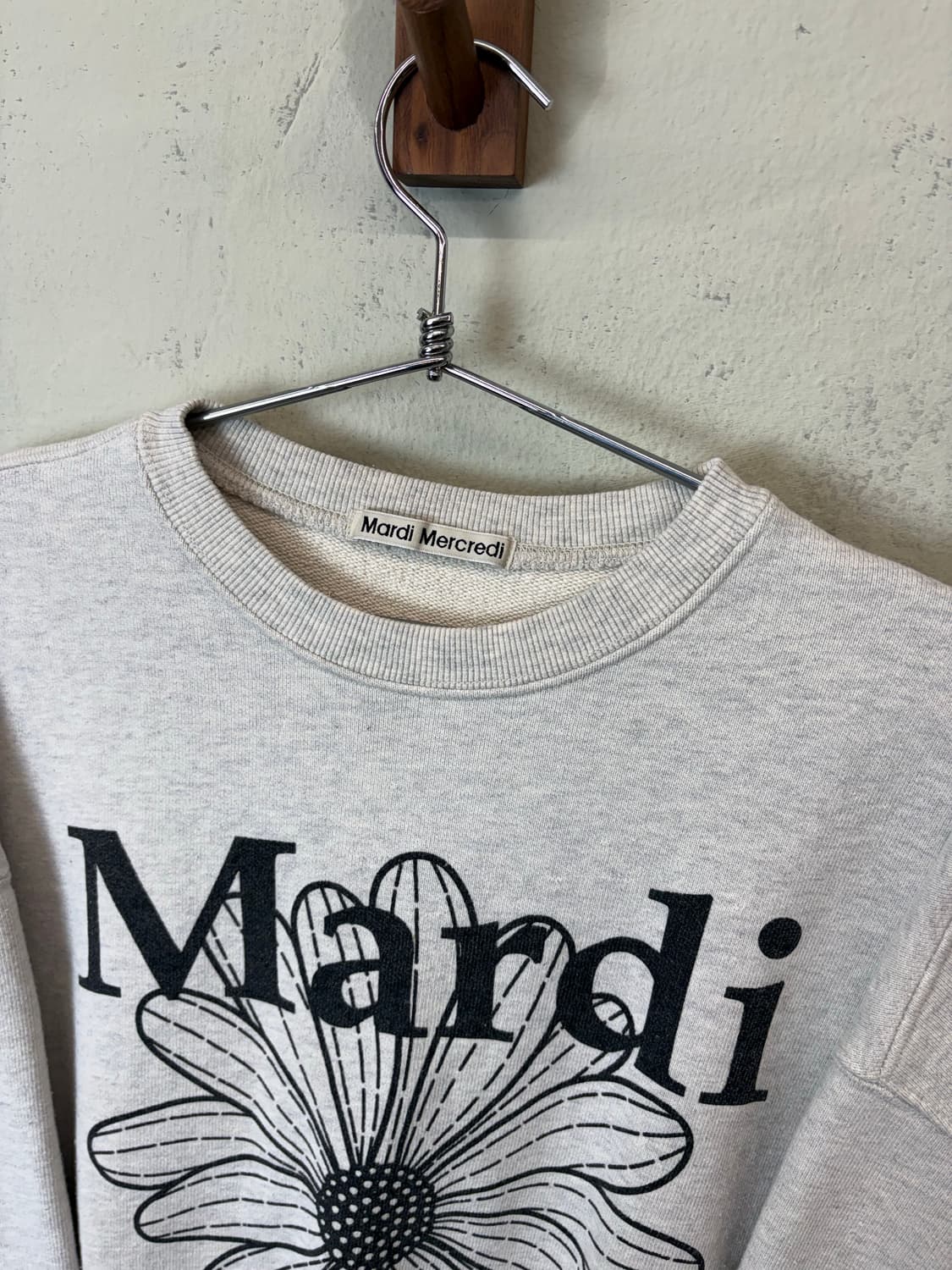 마르디메크르디 플라워 맨투맨 상품이미지5