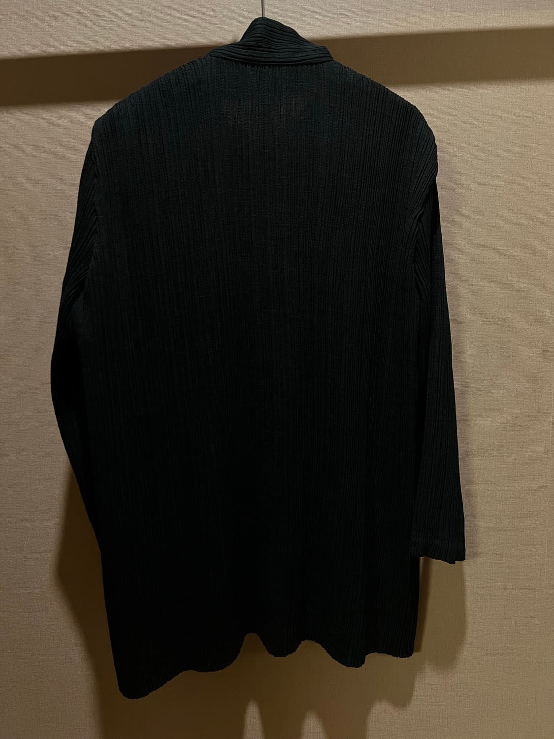 이세이미야케 블랙 42플리츠 자켓 L 상품이미지2