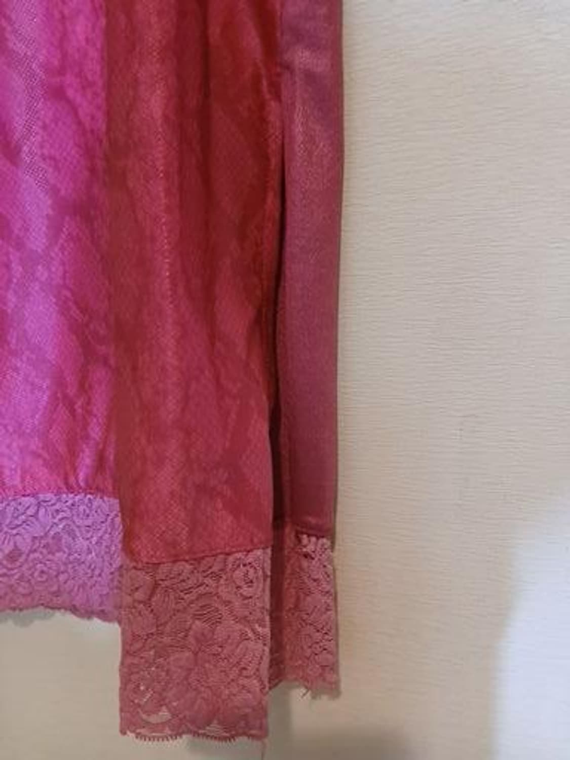 섹시 홀복 파티 클럽룩 슬림핏 레이스 미디 스커트 뱀피 슬립 유니크 치마 상품이미지3