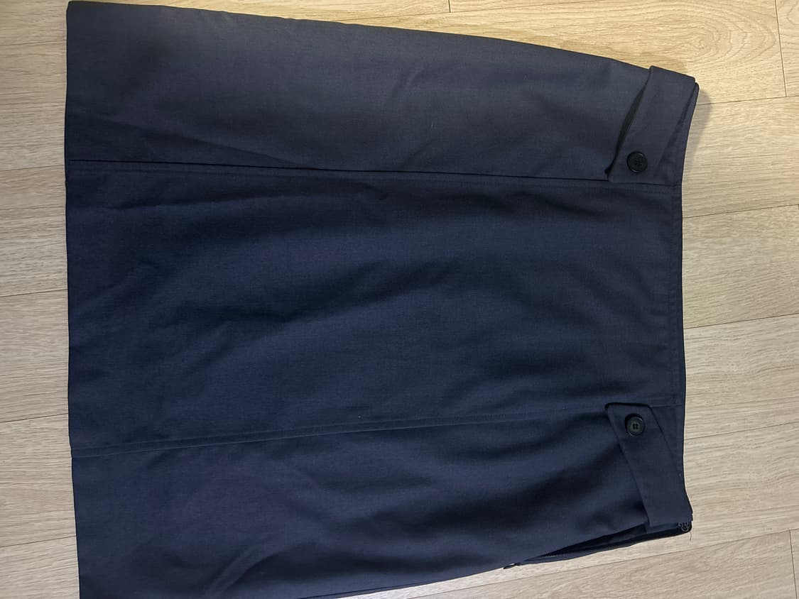 미세키서울 버튼 미디스커트 차콜 button midi skirt 상품이미지5