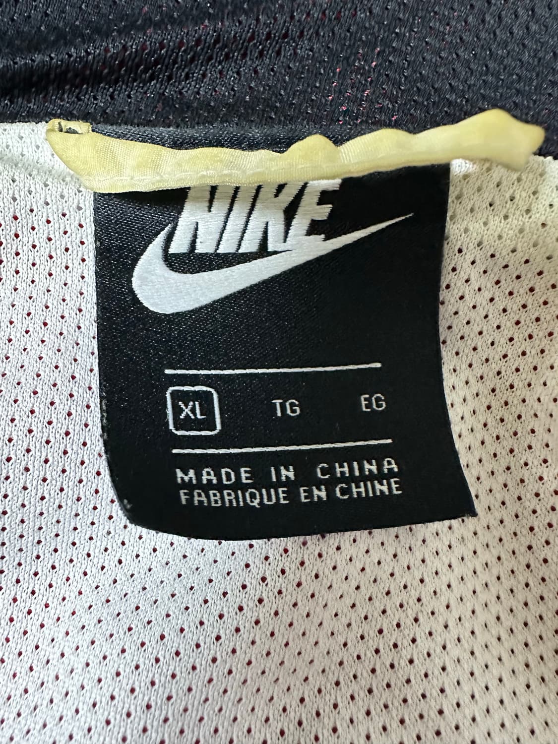 나이키 바람막이 자켓 레드/블랙/아이보리 상품이미지3